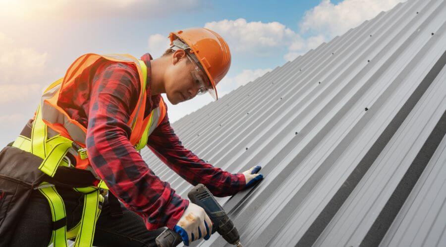 Professional gutter cleaning in Farnham, NY